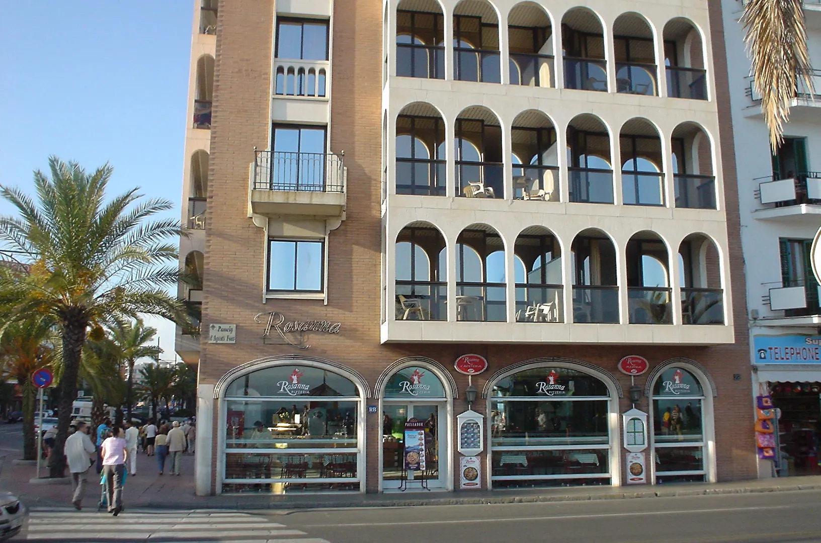 Apartamentos Rosanna - Lloret Lloret de Mar 2*,